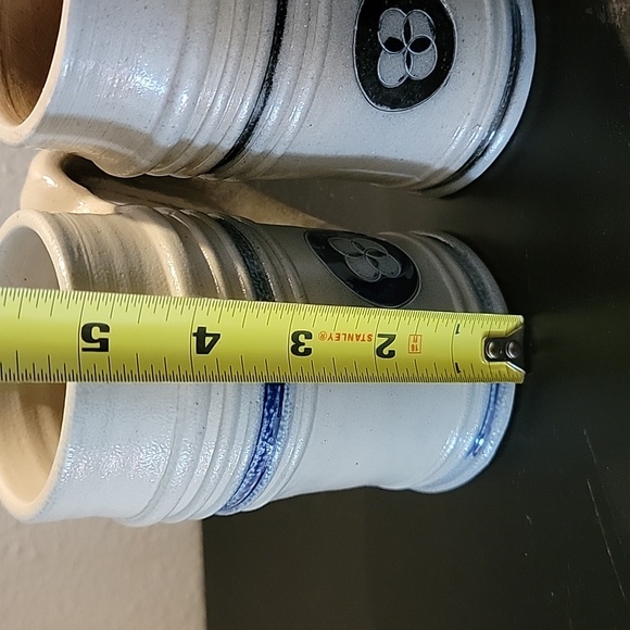 Williamsburg Salt Glazed Pottery Cups - Picture 4 of 5